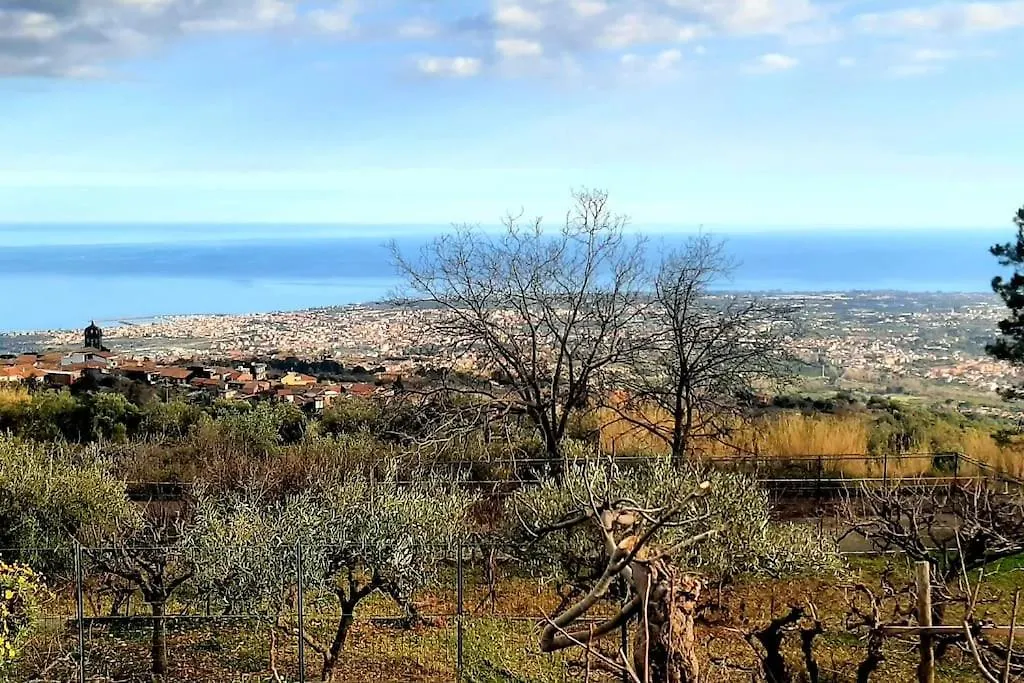 Casa Leopina Apri Gli Occhi E Vola Oltre Il Mare Villa Sant'Alfio 0*,